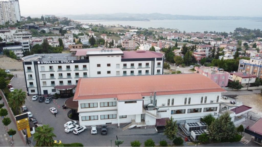 Adana Nezihe Yalvaç Otelcilik ve Turizm Meslek Lisesi Uygulama Otel