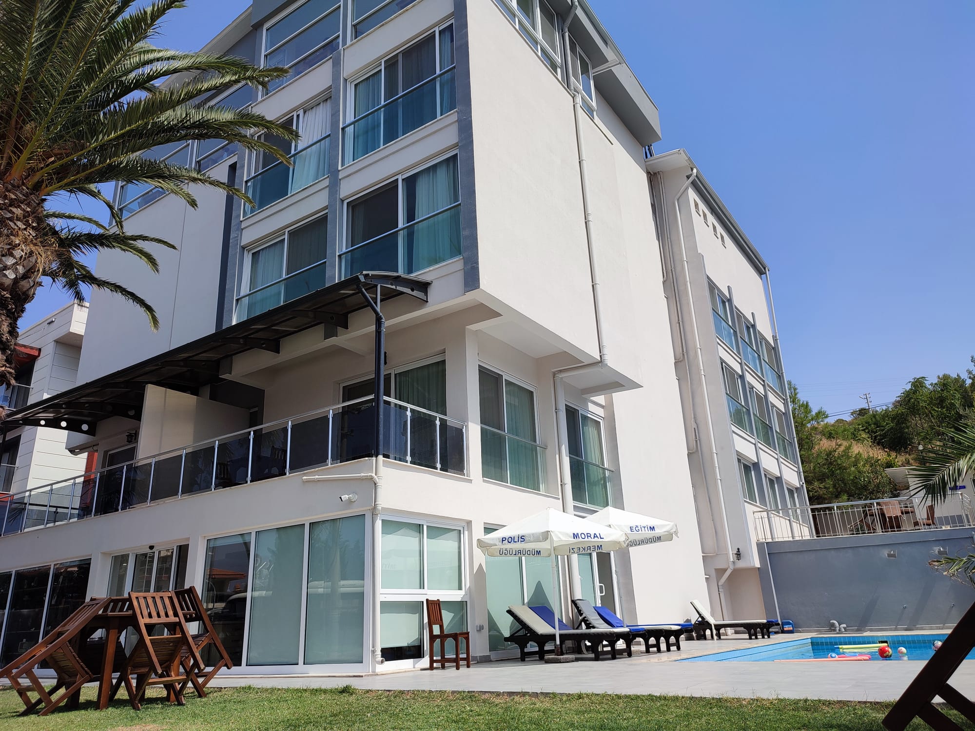 İzmir PMEM Çeşme Hizmet Binası