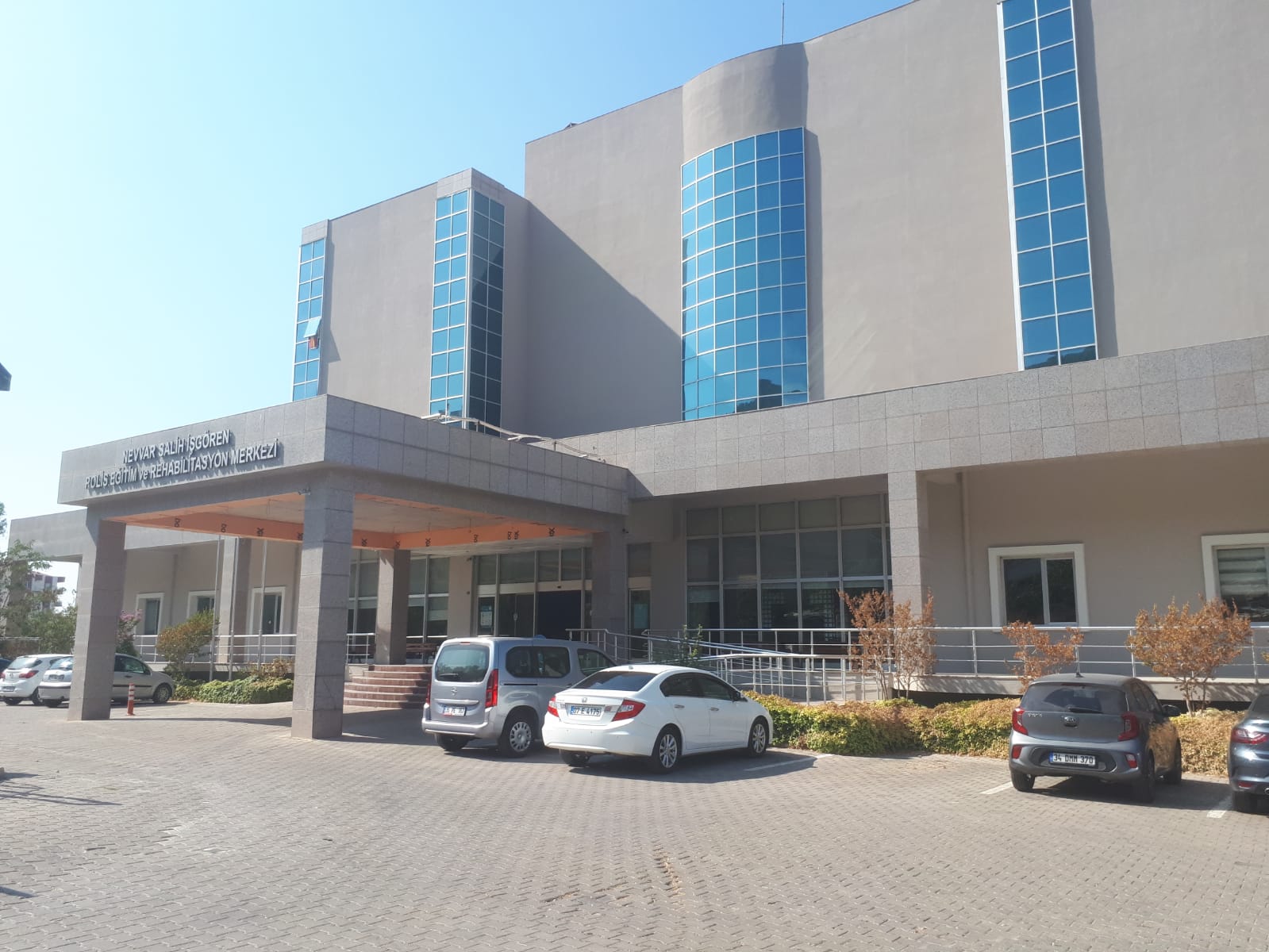 İzmir PMEM Narlıdere Hizmet Binası